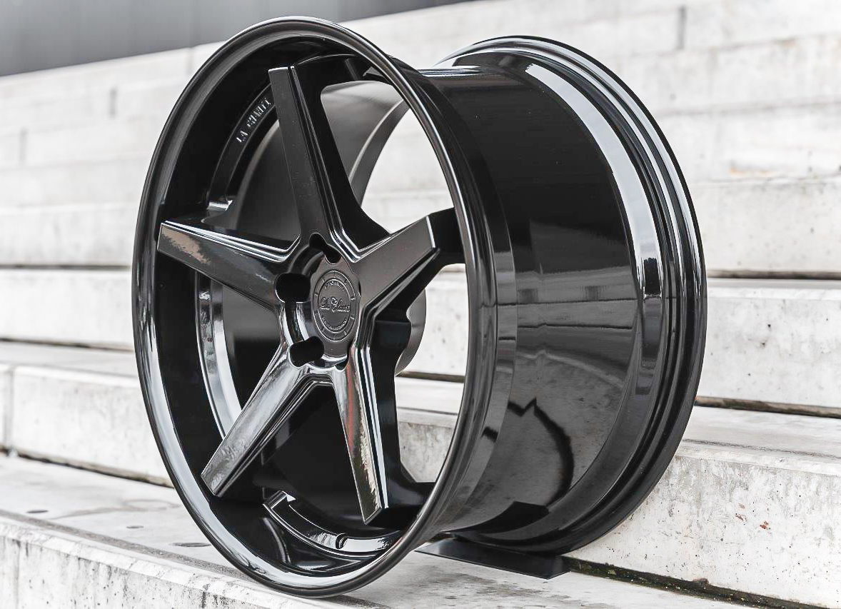 La Chanti (Passenger) LC-P13 9x20 ET35, 10,5x20 ET40 5x112 (F-2779)