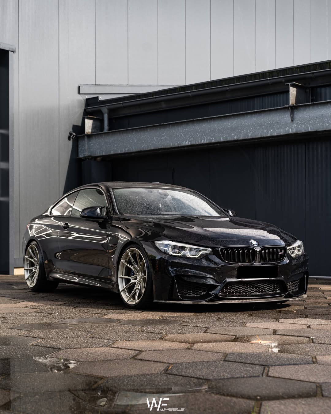 Wheelforce Race.2-FG  9,5x20 UDC ET16, 11x20 UDC ET32 5x120 (F-4012)