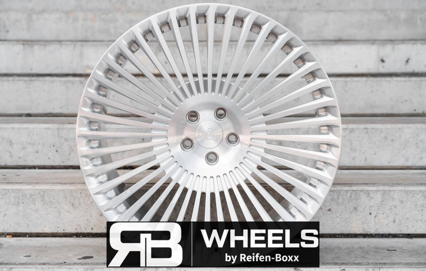 La Chanti (Forged) LC-F29 9,5x22 ET22 11x22 ET28 5x120 (F-3189)